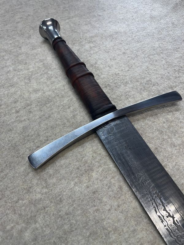 Pattern welded long sword