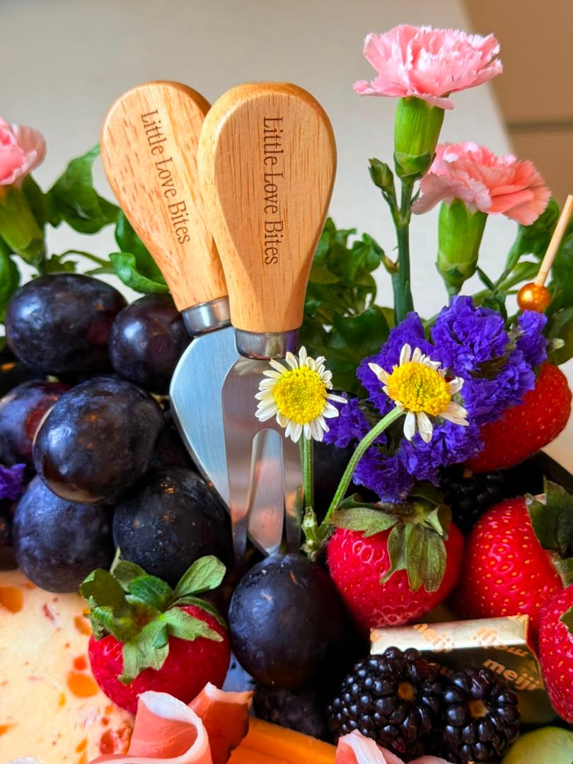 LLB Custom Cheese Knife Set