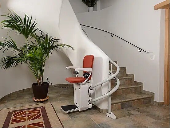 Treppenlift Lehner Alpha Classic