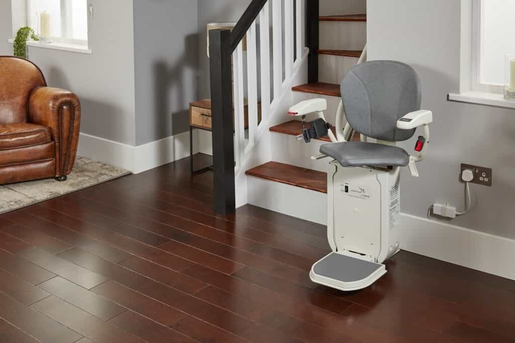 Treppenlift Platinum Kurve 120 - Extraschmal -