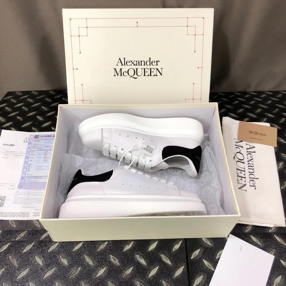 Alexander mcQueen