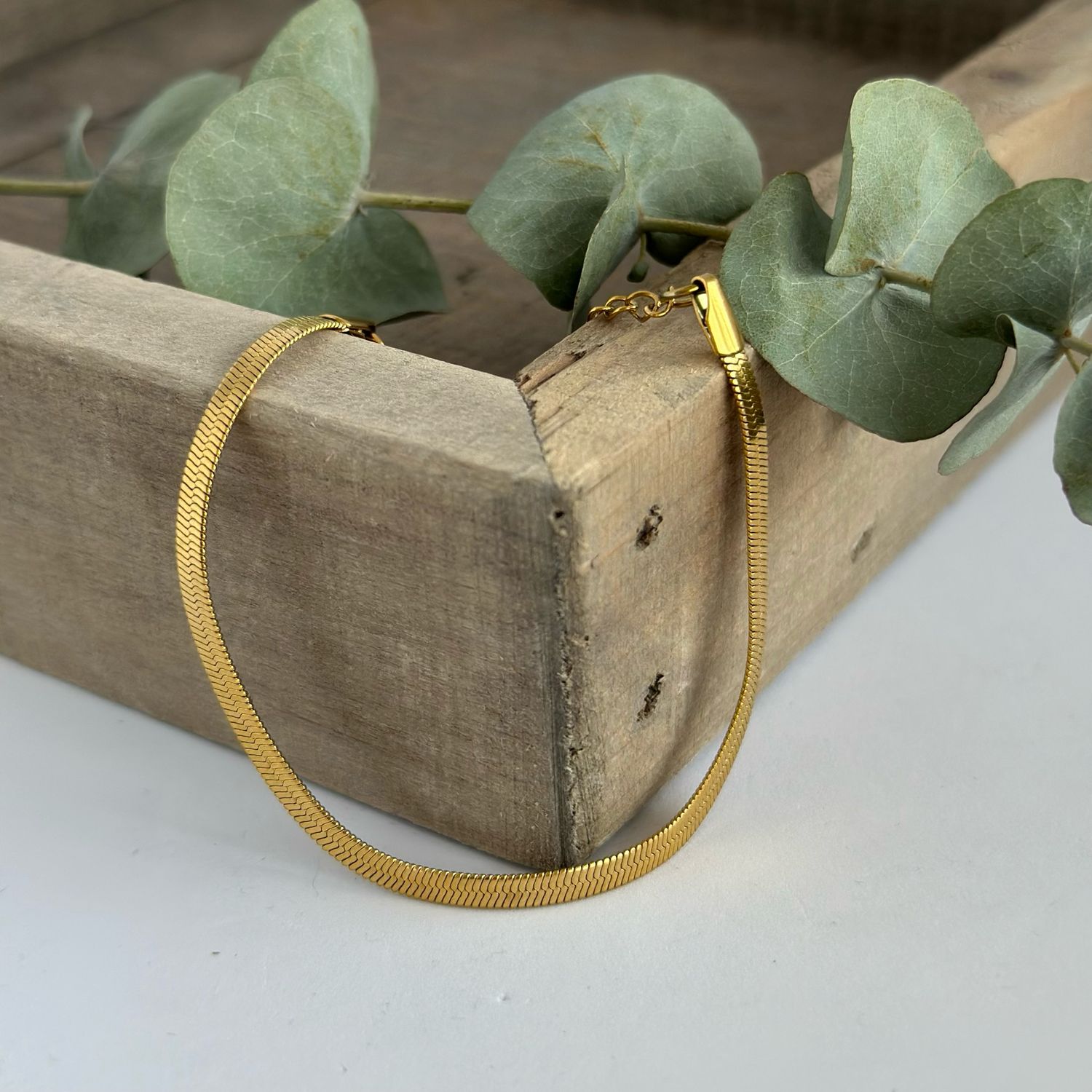 armband snake