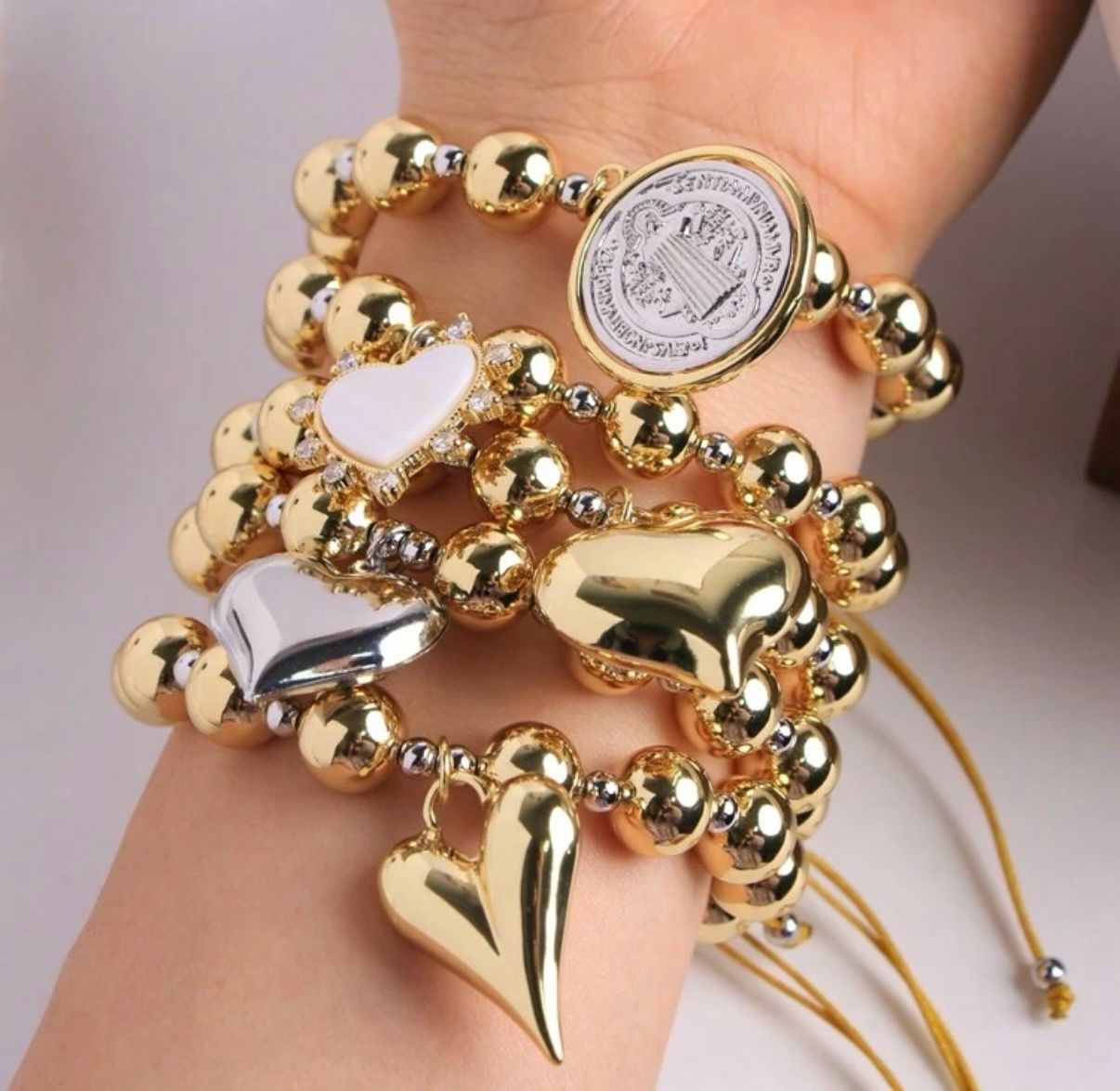 Pulseras