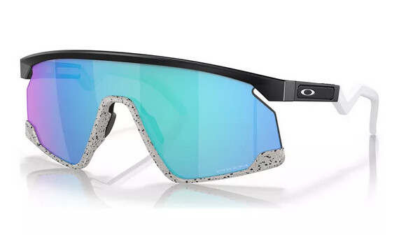 BXTR MATTE BLACK Q/ PRIZM SAPPHIRE