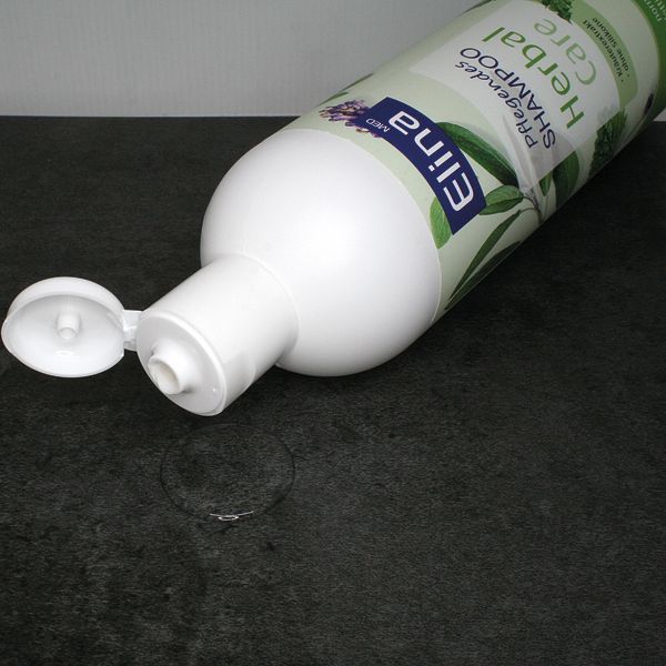 Shampoo med 500ml Pflegend Herbal Care