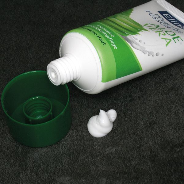 Karton Aloe Vera Fußcreme 50ml