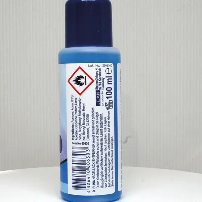 Nagellackentferner mit Aceton