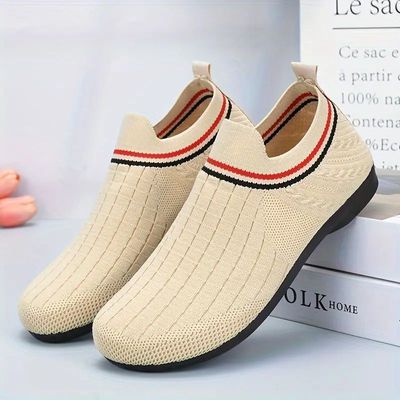 Casual Sneaker Größe 38,5 Beige DW87202