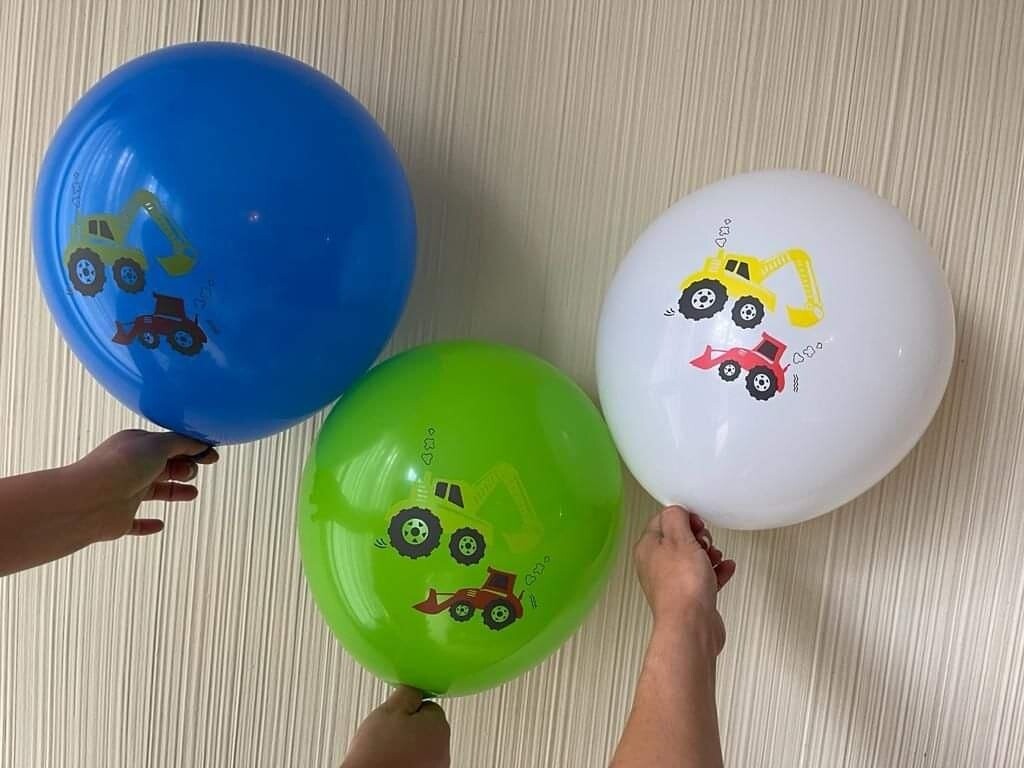 Paquete 24 globos Tractor Construcción 