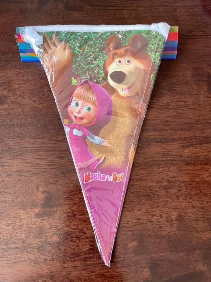 banderin Masha y el Oso
