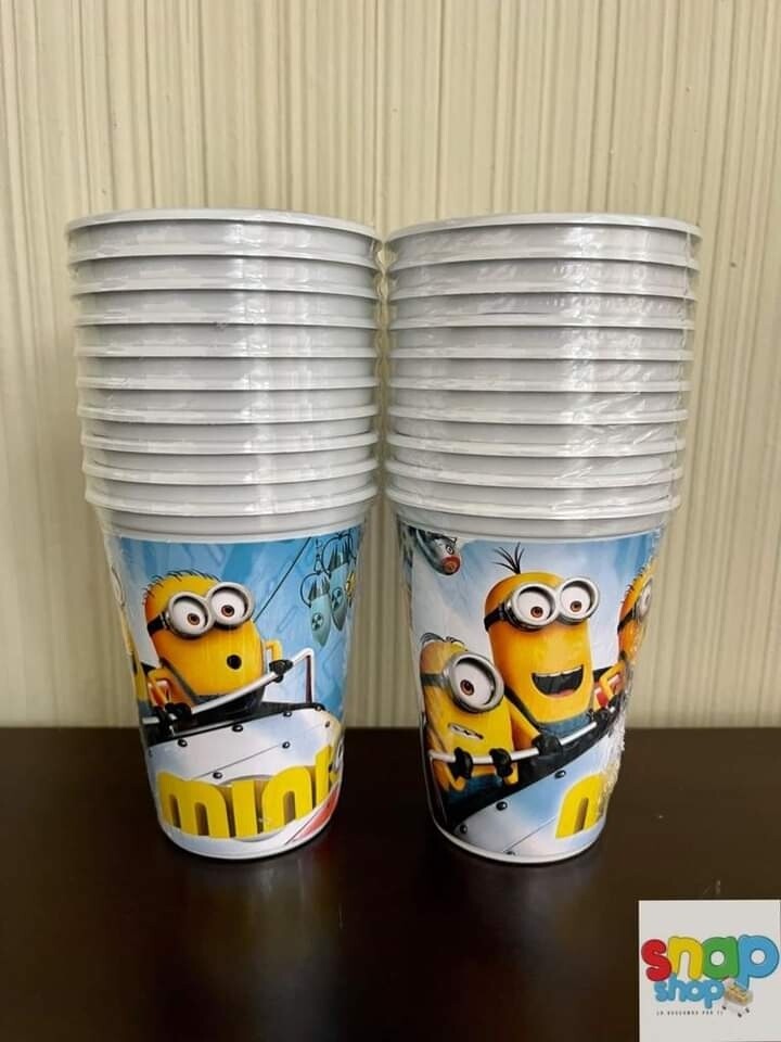 Paquete 10 vasos Minions 