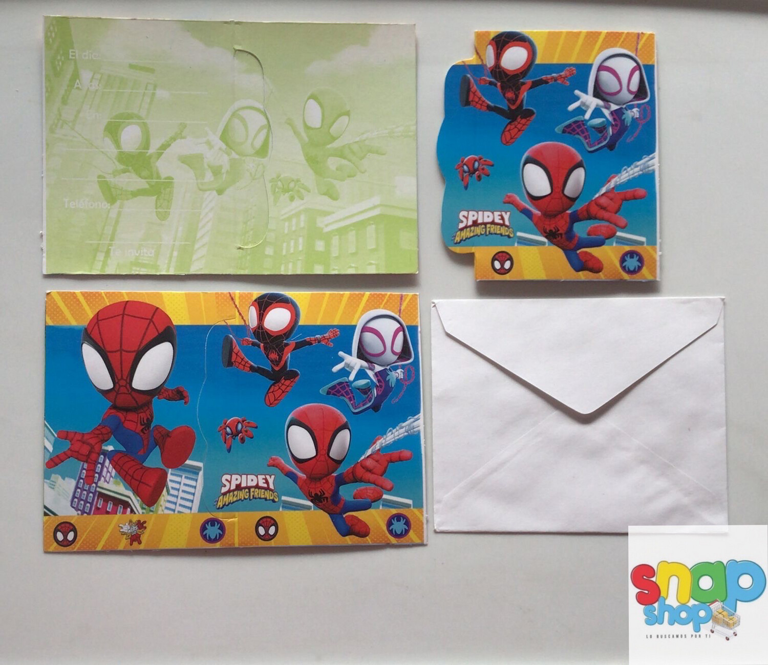 Paquete 10 invitaciones cuadradas Spidey