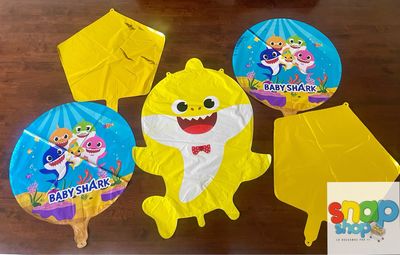 Set 5 globos Baby Shark amarillo