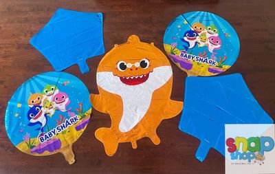 Set de 5 globos Baby Shark anaranjado