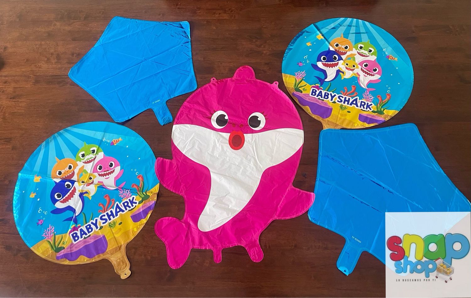 Set 5 globos Baby Shark Rosado