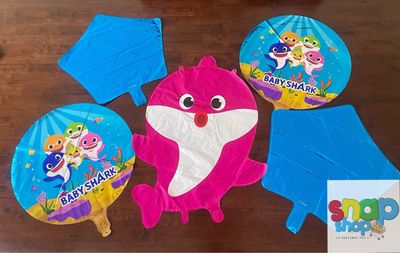 Set 5 globos Baby Shark Rosado