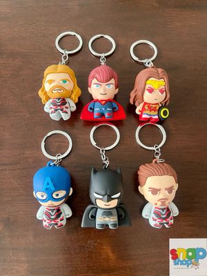 Colección 6 llaveros Súper Héroes