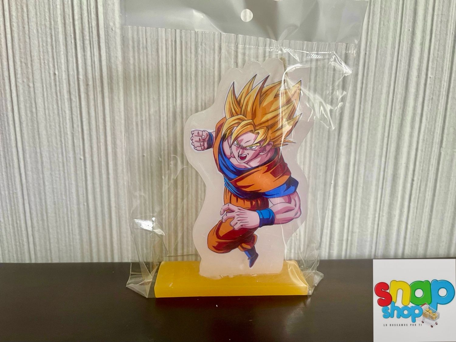 Vela Dragon Ball pelo amarillo