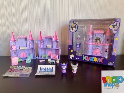 Castillo Kuromi con figuras miniatura