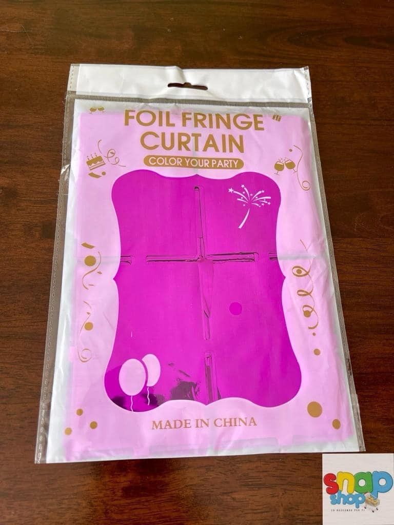Cortina metálica de cuadros fucsia