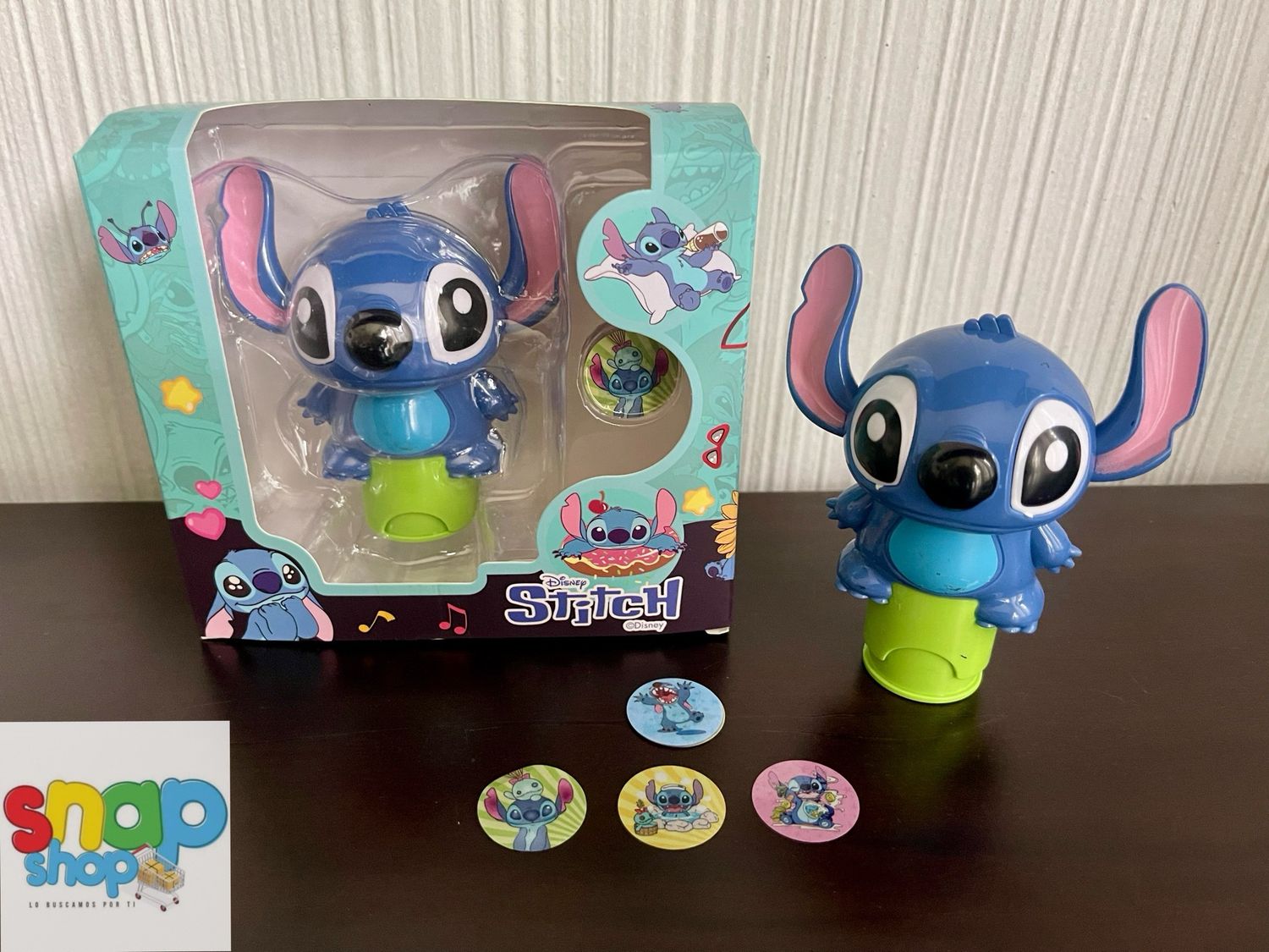 Figura Stitch con Stickers