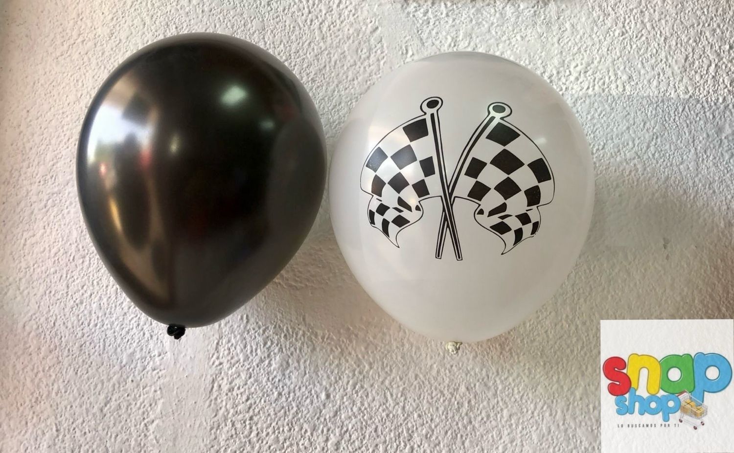 Paquete de 24 globos látex rally negro con blanco 🏁