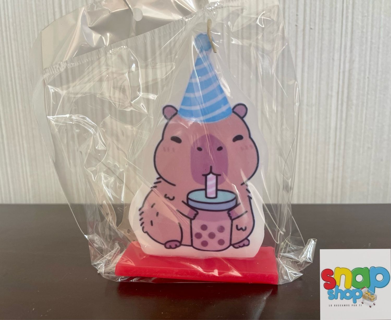 Vela CapiBara con gorrito