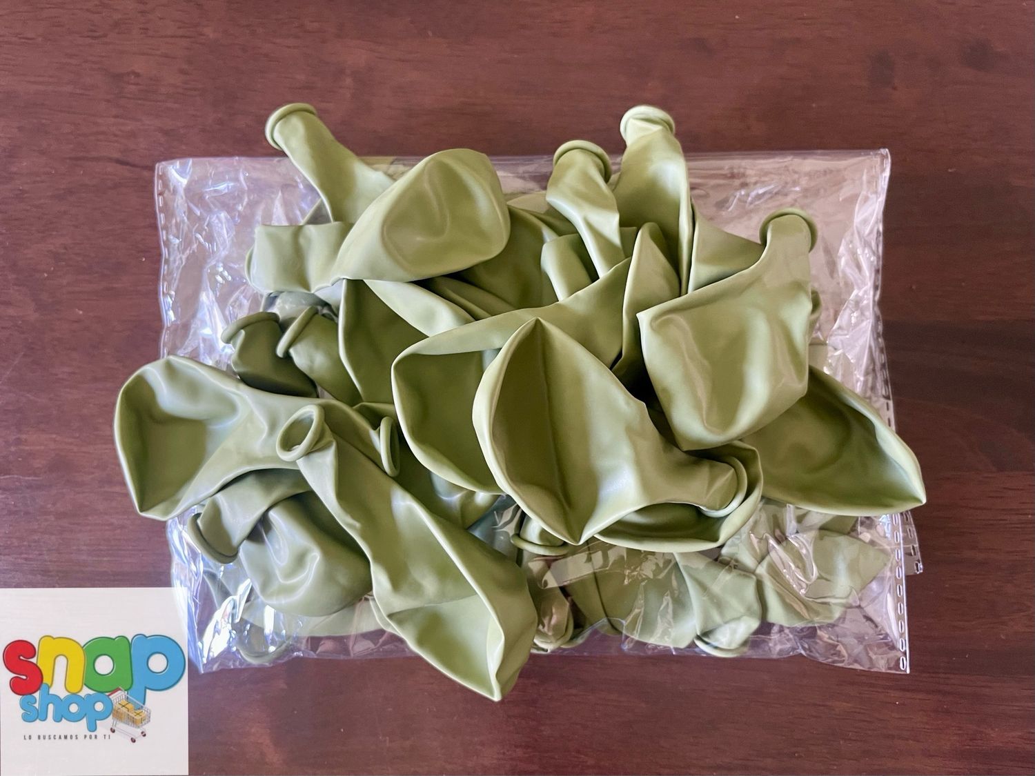 Paquete 24 globos látex verde musgo