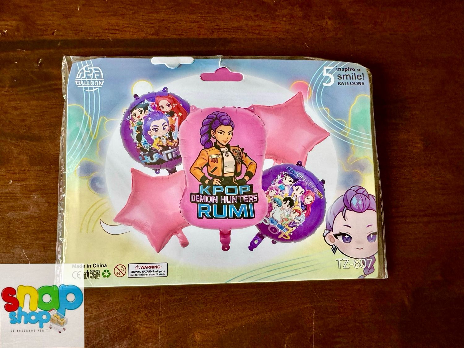 Set de 5 globos Guerreras K-pop Rumi