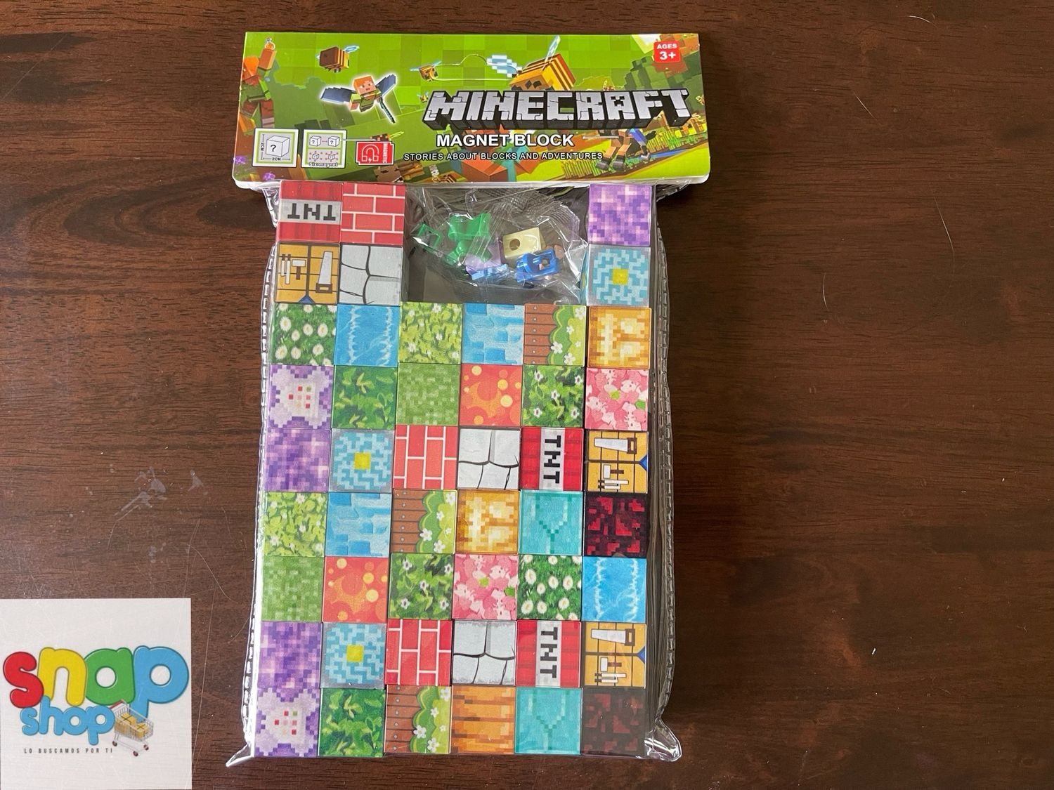Set cubos magnéticos + 1 figura lego Minecraft