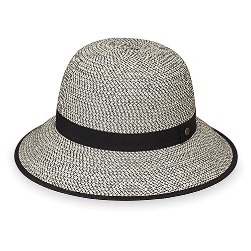 Darby, Code: Ivory/Black, Size: O/S