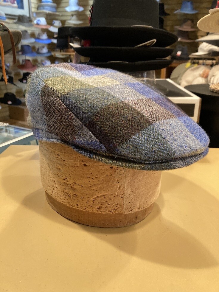 92 Relax 5331 | Donegal Tweed Cap, Size: 57 Medium