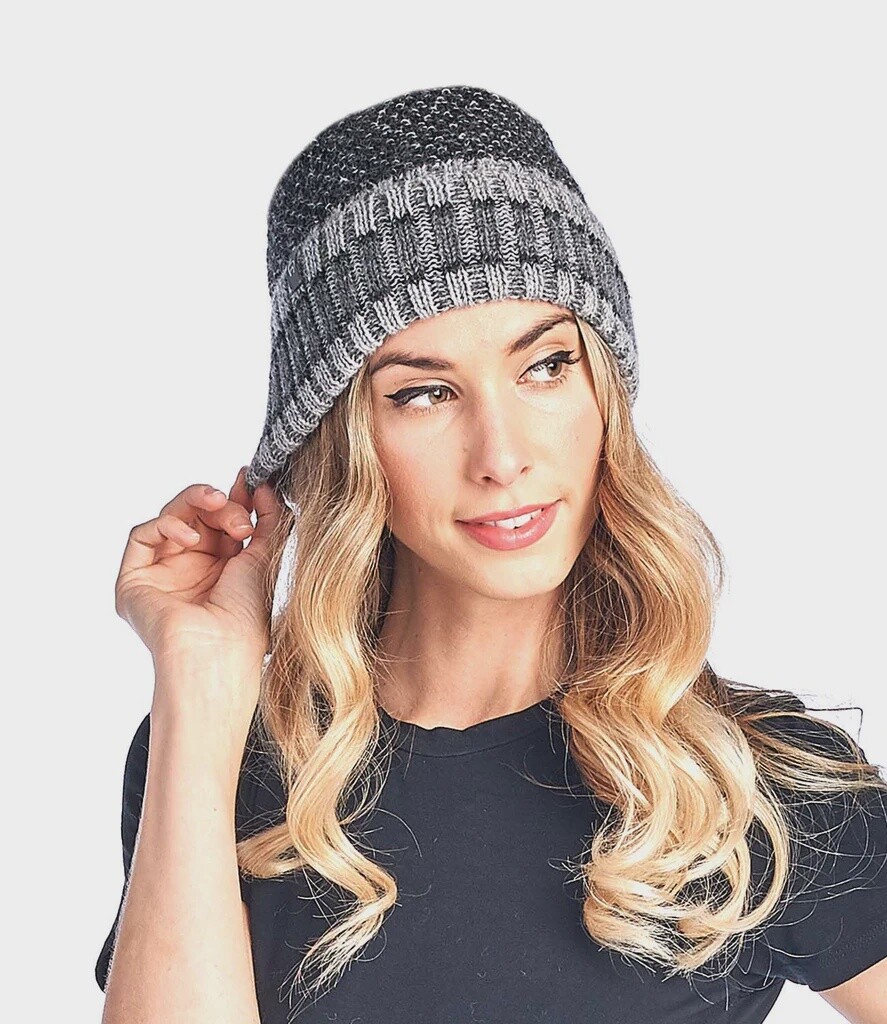 Alpaca Beanie Hat - Carrera - Onyx
