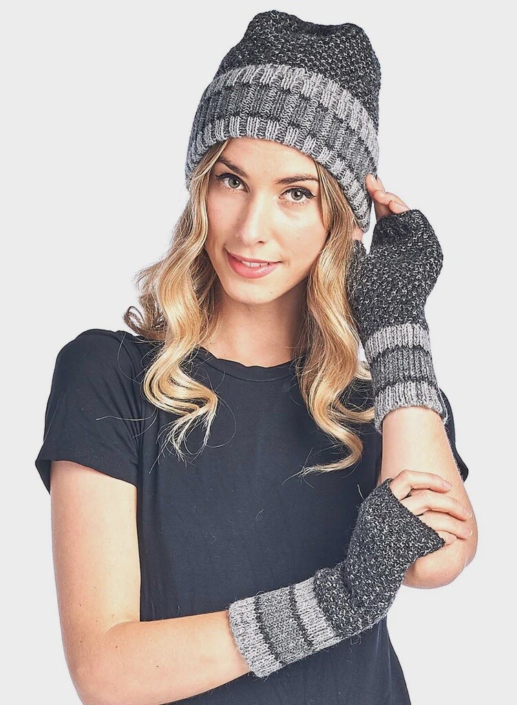 Alpaca Gloves - Carrera - Onyx