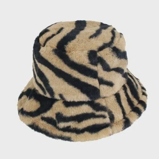 Kat Faux Fur Bucket