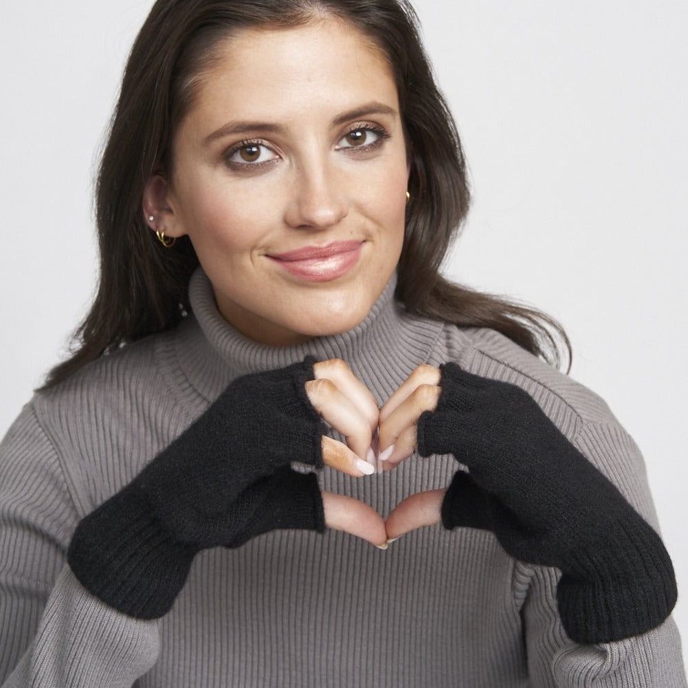 Fingerless Gloves Lambs Wool, Colour: Black, Size: O/S