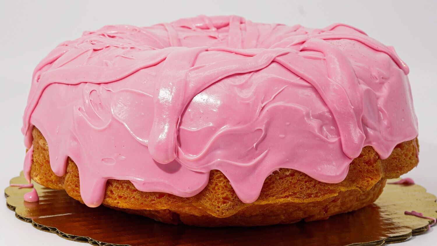 Strawberry Pound Strawberry Pound