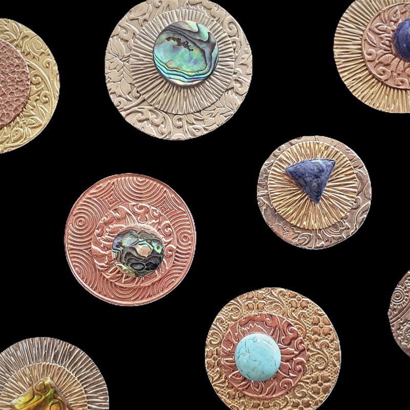 Broches Moyennes et Porte-Lunettes