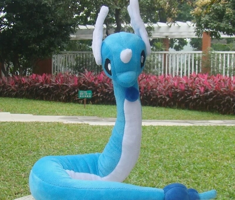 Cuddly Dragonair 26&quot; plush tiy
