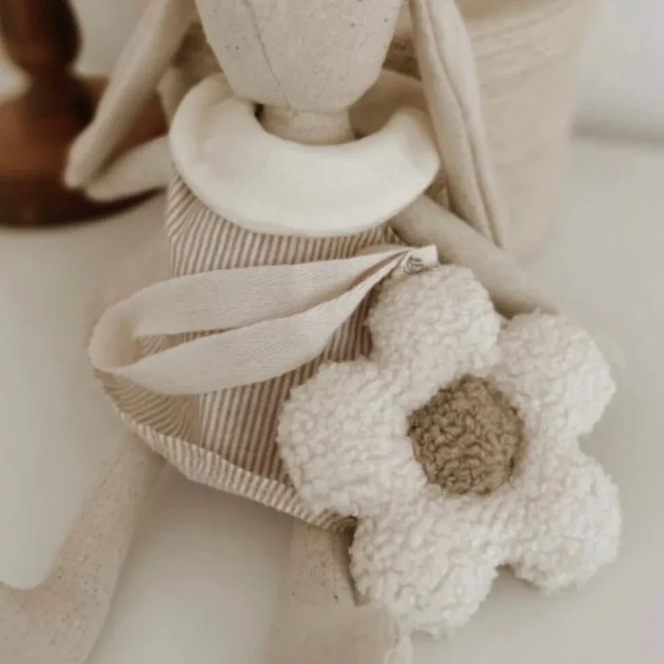 Speendoekje bloem, Creamy white