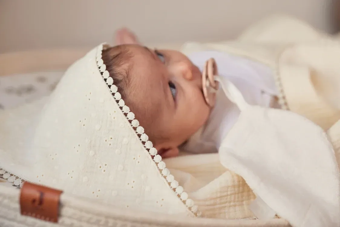 Badcape Embroidery, Ivory