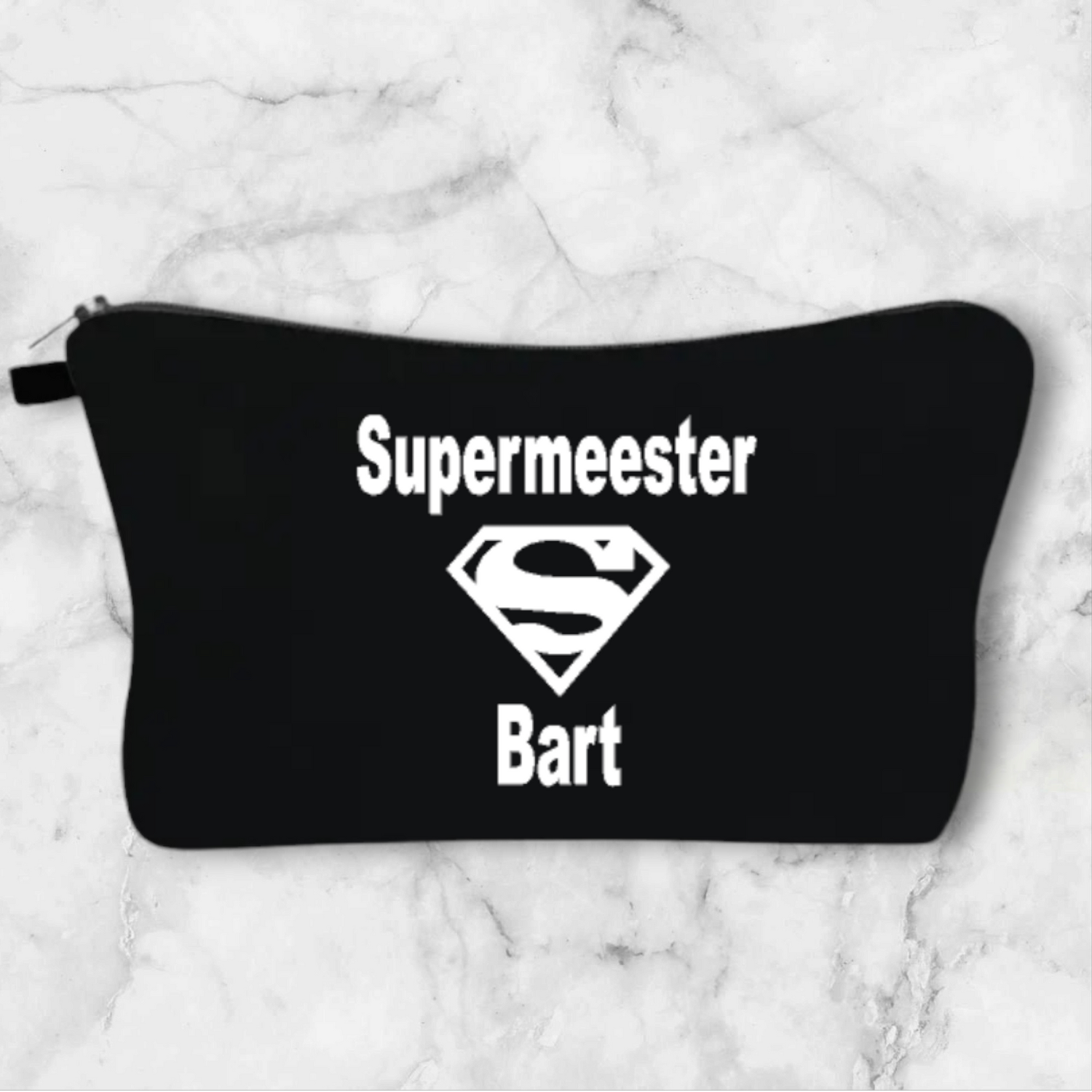 Etui, supermeester
