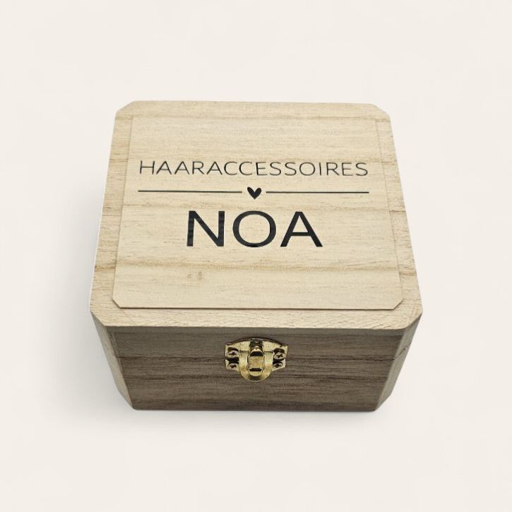 Houten kistje, haaraccessoires
