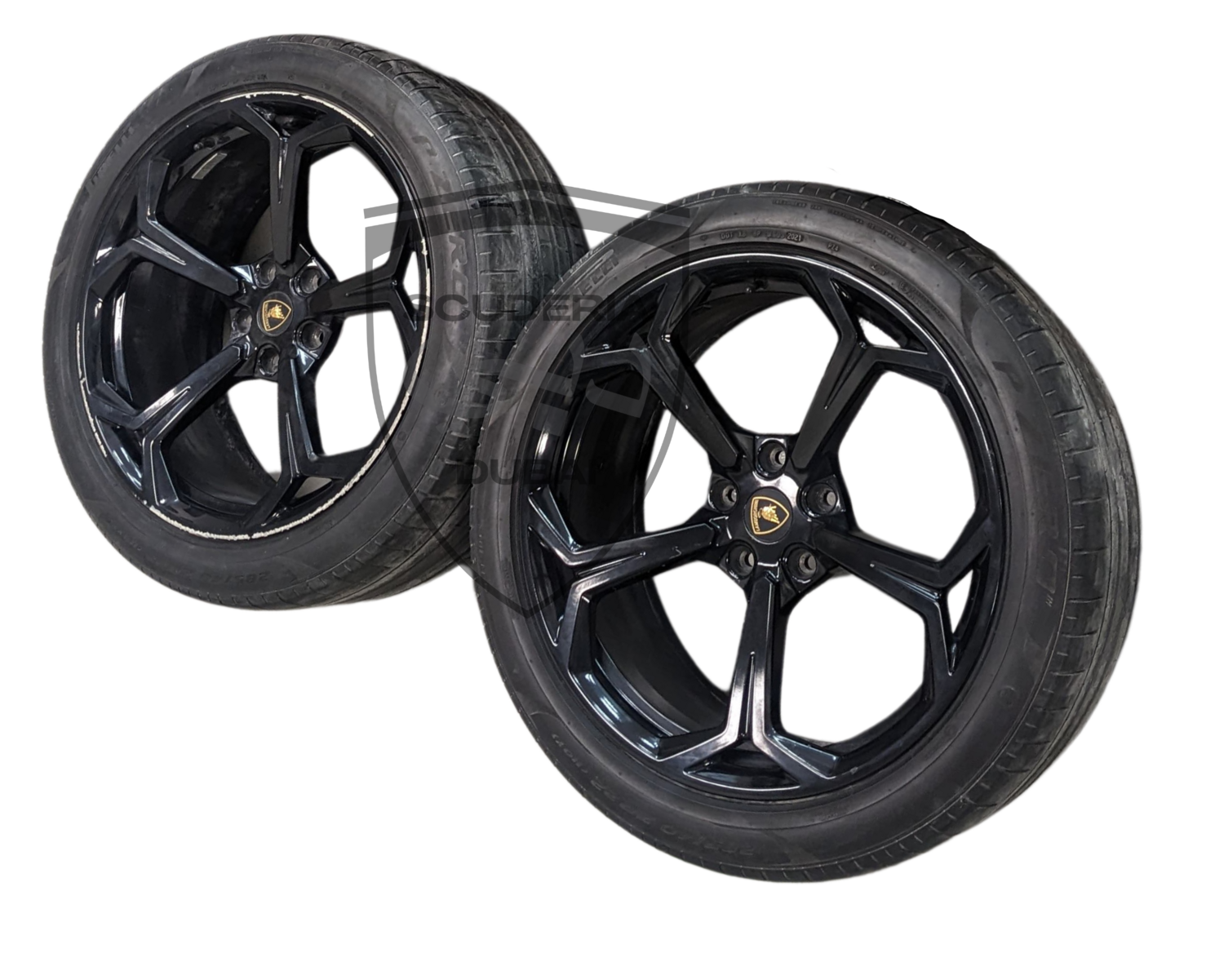 FRONT BOTH ALLOY WITH TYRE FOR LAMBORGHINI URUS(285/40 R22) 110Y