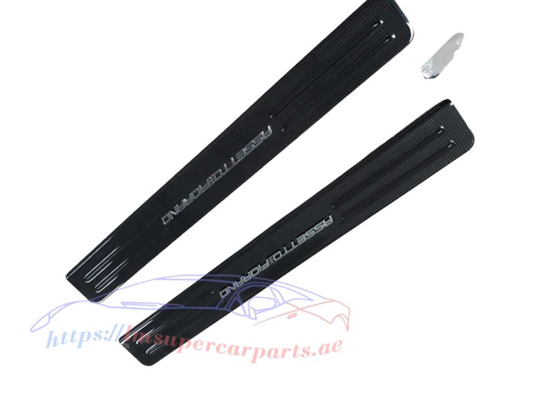 CARBON OUTER KICKPLATE COMPLETE FOR FERRARI SF90