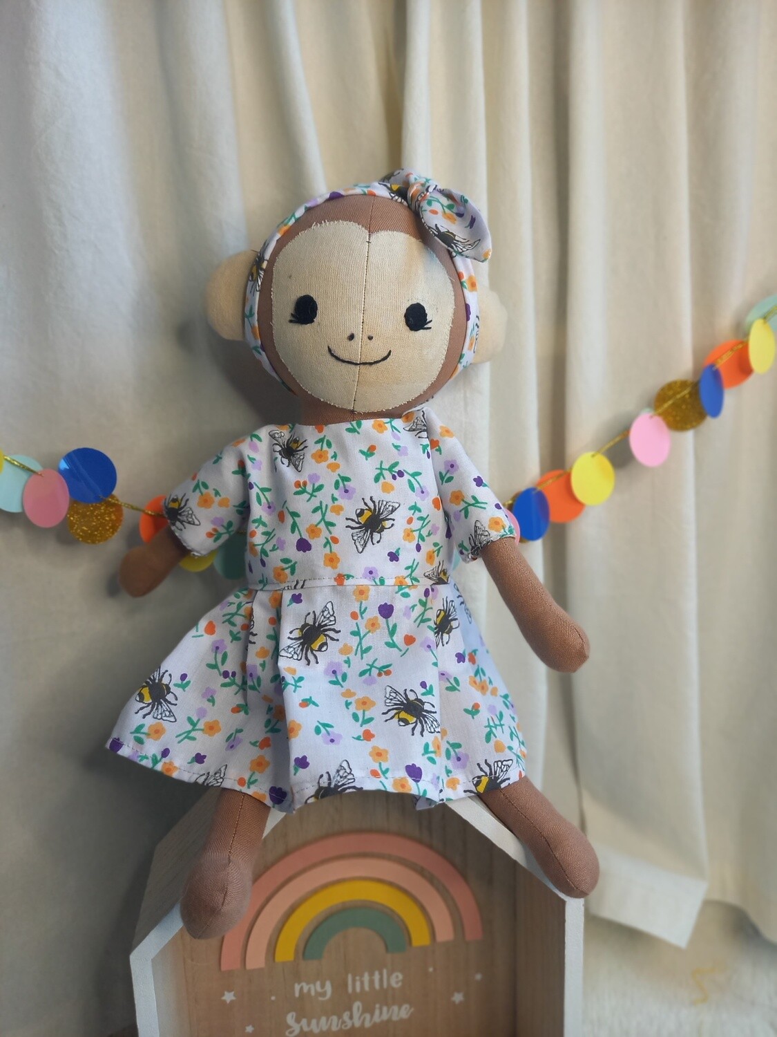 Smilla, kleines Affenmädchen