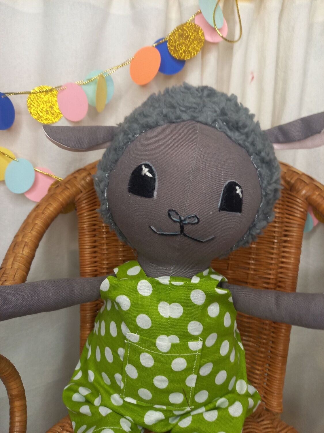 Timo, Schaf, handgemachtes Kuscheltier
