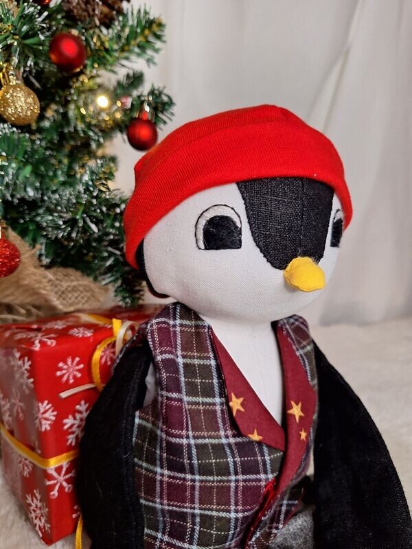 Pinguin, Nachhaltiges Kindergeschenk, Stofftier aus Naturmaterialien,