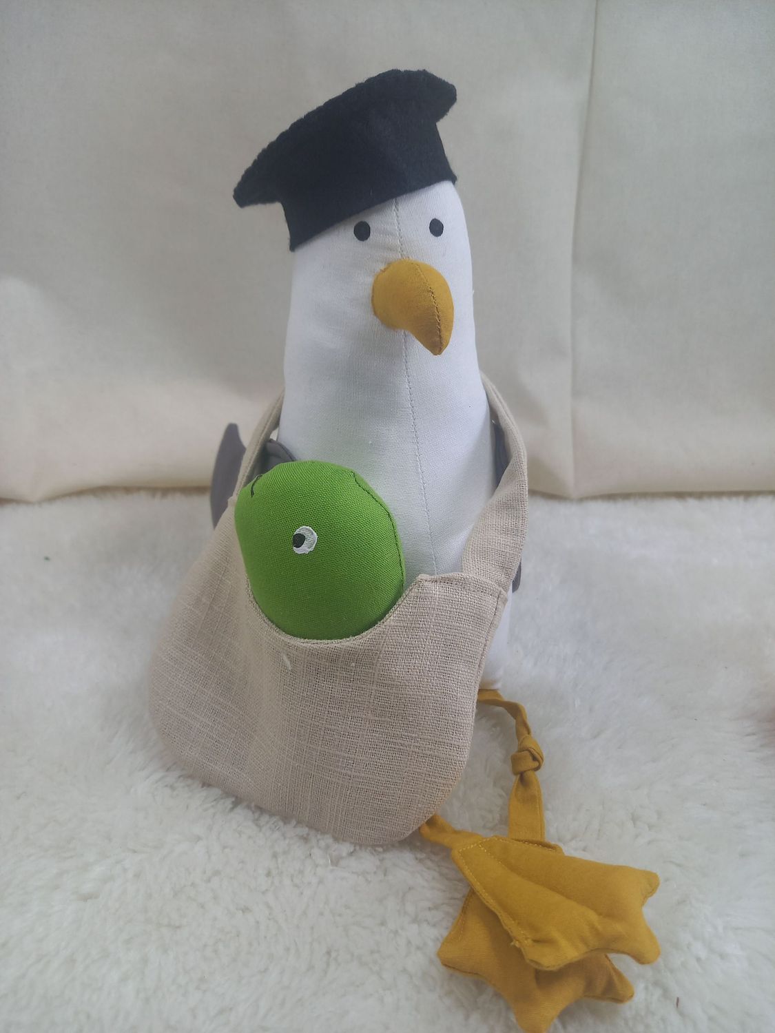 Möwe , Möwe mit Mütze, Sammlerstück, Nautisches Dekor, Nordsee, Möwe Spielzeug, Seevogel, Stofftier, Möwe, Kantenhocker, Versandfertig