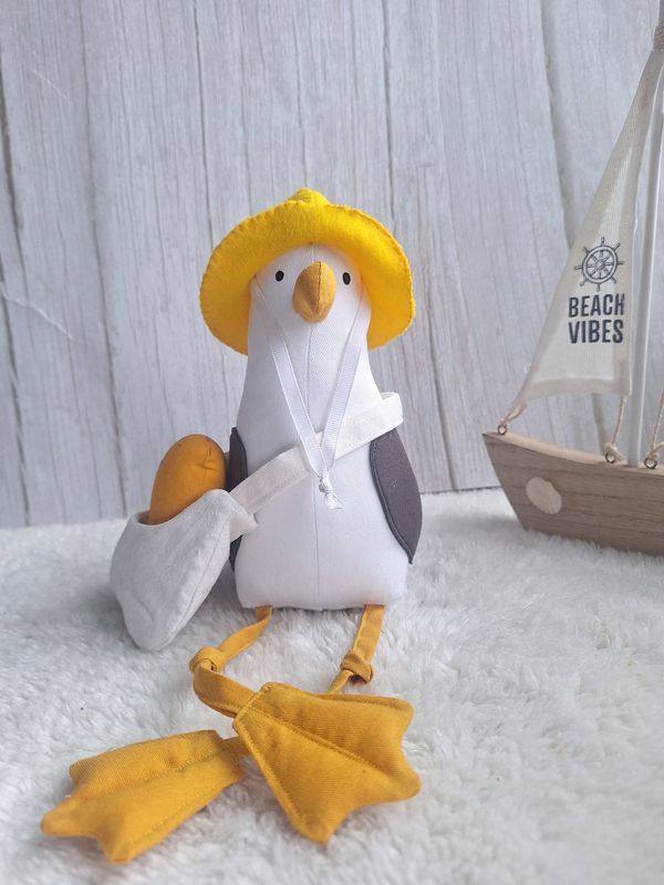 handgemachte Möwe aus festem Baumwollstoff mit Südwester